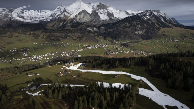 The Alps will lose about 34% of their current ice mass
