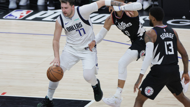 Doncic leads Mavericks to a win in Game 2 against Clippers