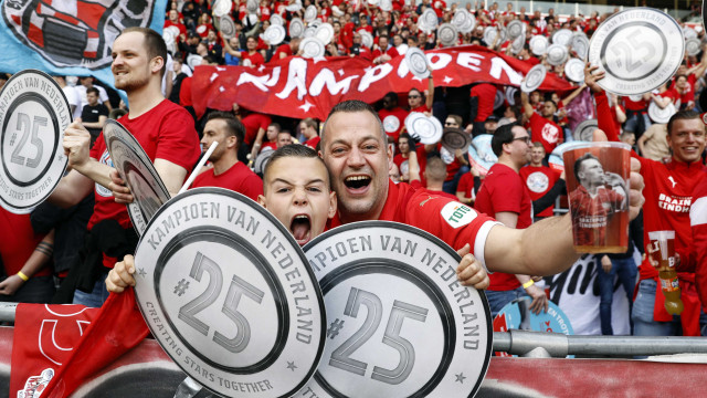 PSV Eindhoven seal their 25th Eredivisie title