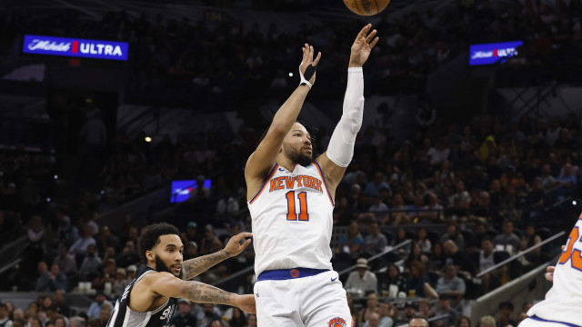 Knicks beat Pacers for 2-0 lead